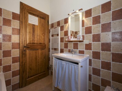 Farmhouse Rustikaler Rückzugsort mit Pool - Features photo 13