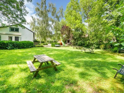 Holiday house Holiday Home in Ulestraten with Forest - Outdoor photo 12