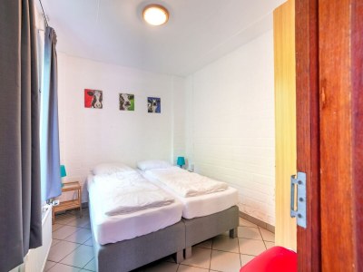 Holiday house Holiday Home in Ulestraten with Forest - Features photo 21