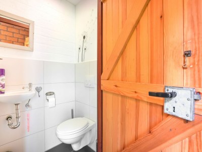 Holiday house Holiday Home in Ulestraten with Forest - Features photo 28