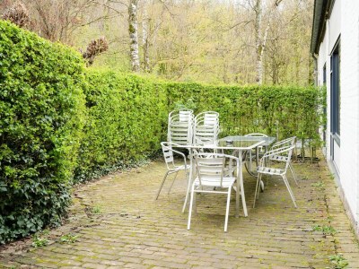 Holiday house Spacious Group Getaway with Garden - Outdoor photo 8