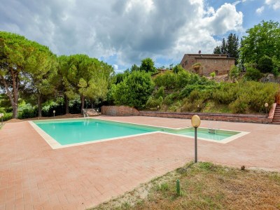 Farmhouse Spacious Tuscany Retreat - Outdoor photo 13