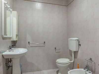 Farmhouse Spacious Tuscany Retreat - Features photo 31