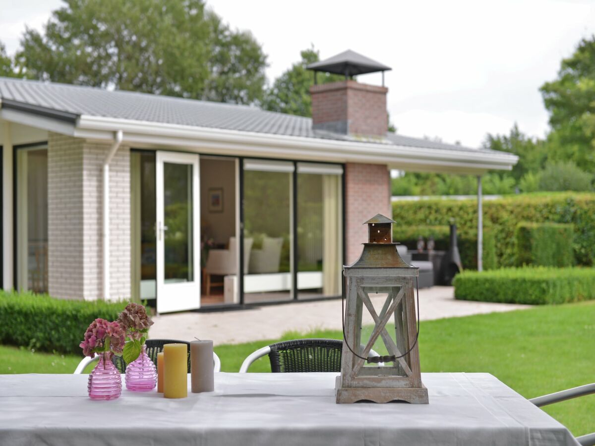 Bungalow Bungalow near Lake Veere for Water Sports