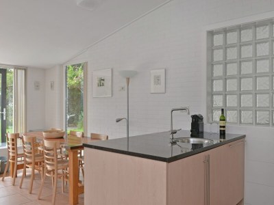 Bungalow Bungalow near Lake Veere for Water Sports - Features photo 11