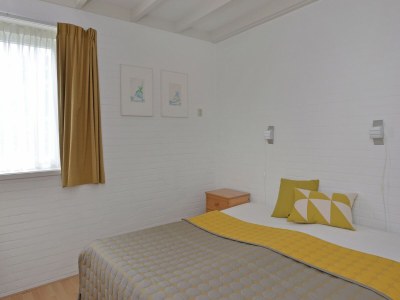 Bungalow Bungalow near Lake Veere for Water Sports - Features photo 13