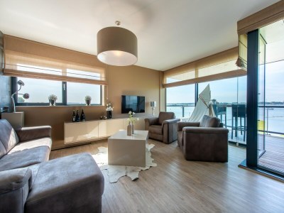 Apartment Apartment in Veere with Lake Views & Marina - Features photo 19