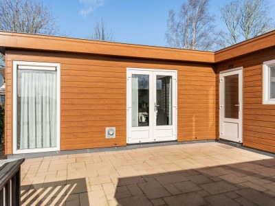 Holiday house Luxus-Chalet mit eigener Schaluppe und Hafen in Bantega Friesland - Outdoor photo 7