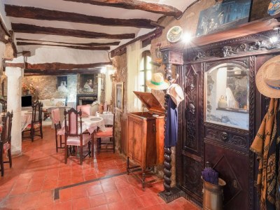 Holiday house Rustikales Ferienhaus in Tolva nahe Mont Rebei See - Features photo 21