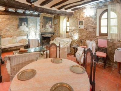 Holiday house Rustikales Ferienhaus in Tolva nahe Mont Rebei See - Features photo 22