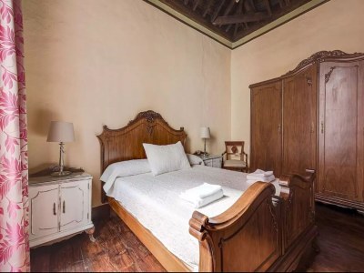 Holiday house Central La Laguna Retreat - Features photo 8