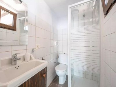 Holiday house Central La Laguna Retreat - Features photo 16