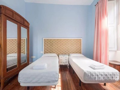 Holiday house Central La Laguna Retreat - Features photo 26