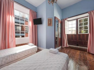 Holiday house Central La Laguna Retreat - Features photo 27