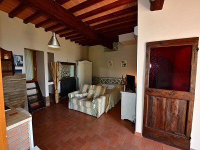 Holiday house Apartment with pool, Rignano - Features photo 27