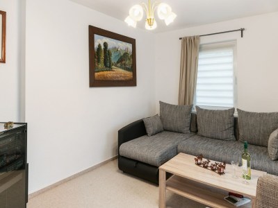 Holiday house Easy Access to Local Highlights - Features photo 8