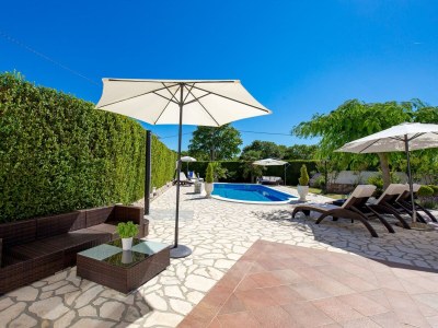 Villa Seastar with private pool - Outdoor photo 9