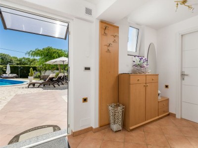 Villa Seastar with private pool - Features photo 18