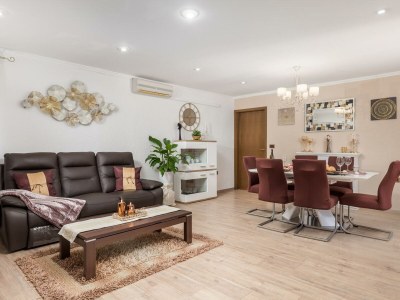 Villa Seastar with private pool - Features photo 21