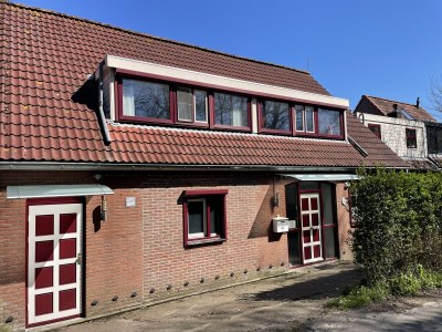 Holiday house House next to the beach with heated pool - Outdoor photo 5