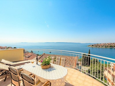 Villa Villa Nea Leona in Okrug Gornji - Villa