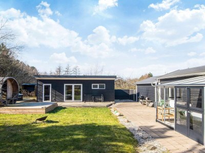 Holiday house 5 person holiday home in Glesborg - Outdoor photo 2