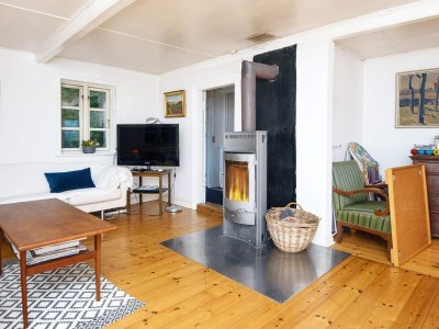 Holiday house Ferienhaus am See mit Wald - Outdoor photo 6