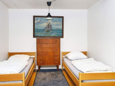 Holiday house Ferienhaus am See mit Wald - Outdoor photo 7