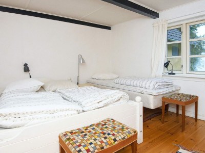 Holiday house Ferienhaus am See mit Wald - Outdoor photo 15