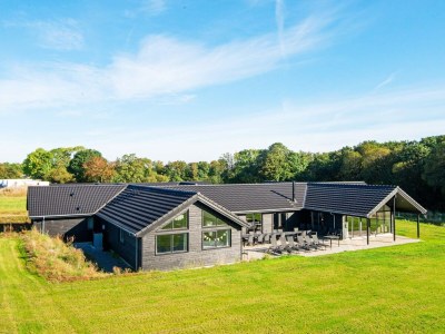 Holiday house Luxus-Ruckzug in Mommark -- By Traum Ferienwohnungen - Outdoor photo 4