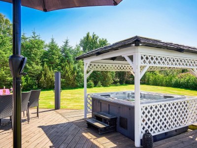 Holiday house 8 person holiday home in Nexø-By Traum - Outdoor photo 9