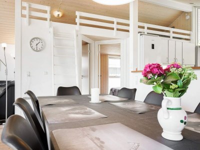 Holiday house 8 person holiday home in Nexø-By Traum - Outdoor photo 22