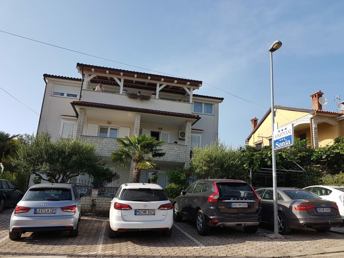 Apartment Sanja - Outdoor photo 5