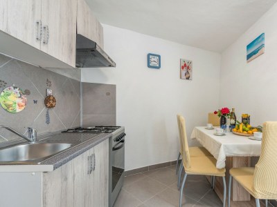 Apartment Apartment Dida Sime with Whirlpool - Features photo 9