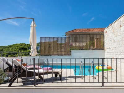 Villa Marivilla in Selca with heated pool - Outdoor photo 14