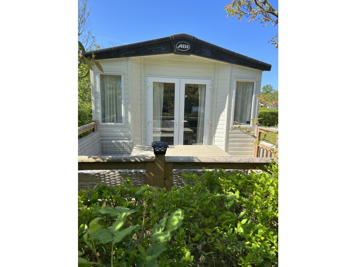 Chalet Alexandra in Renesse - Outdoor photo 2