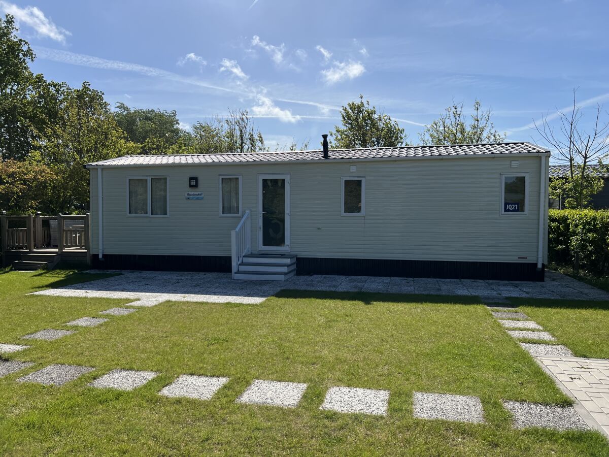 Chalet Alexandra in Renesse - Outdoor photo 4