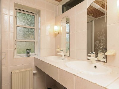 Holiday house 16 Personen Ferienhaus in Væggerløse - Outdoor photo 42