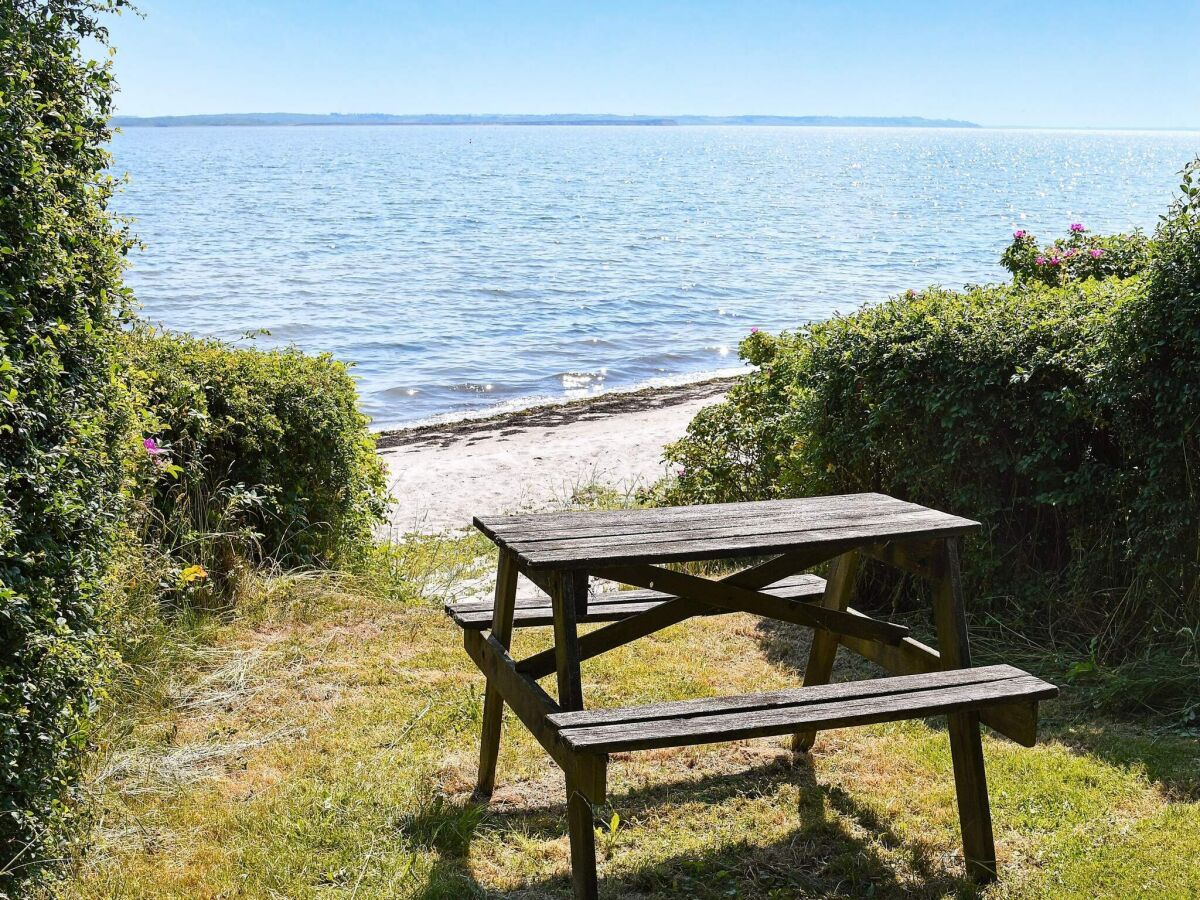 Holiday house 6 Personen Ferienhaus in Thyholm - Outdoor photo 2