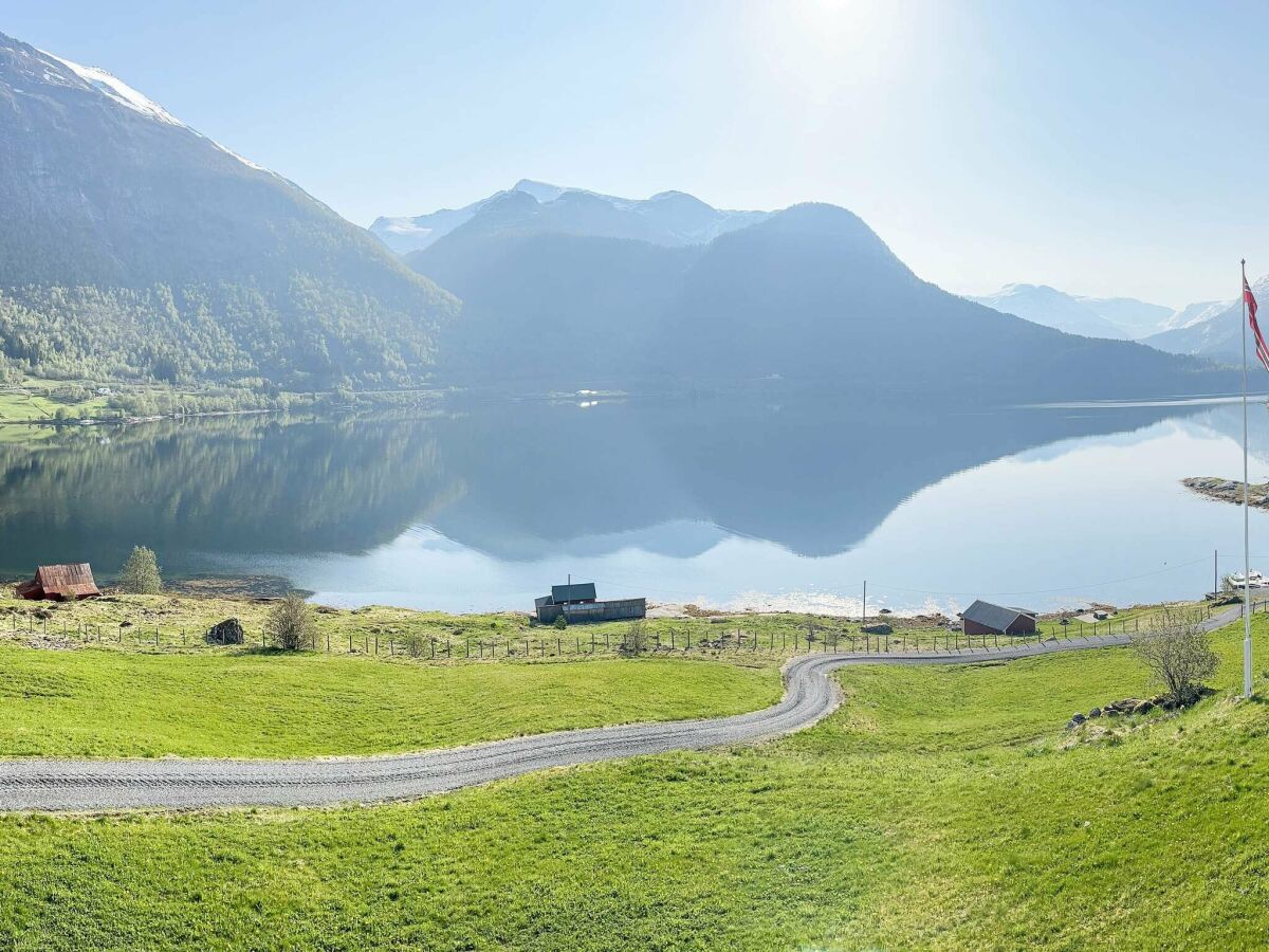 Holiday house 8 person holiday home in Austefjorden - Outdoor photo 3