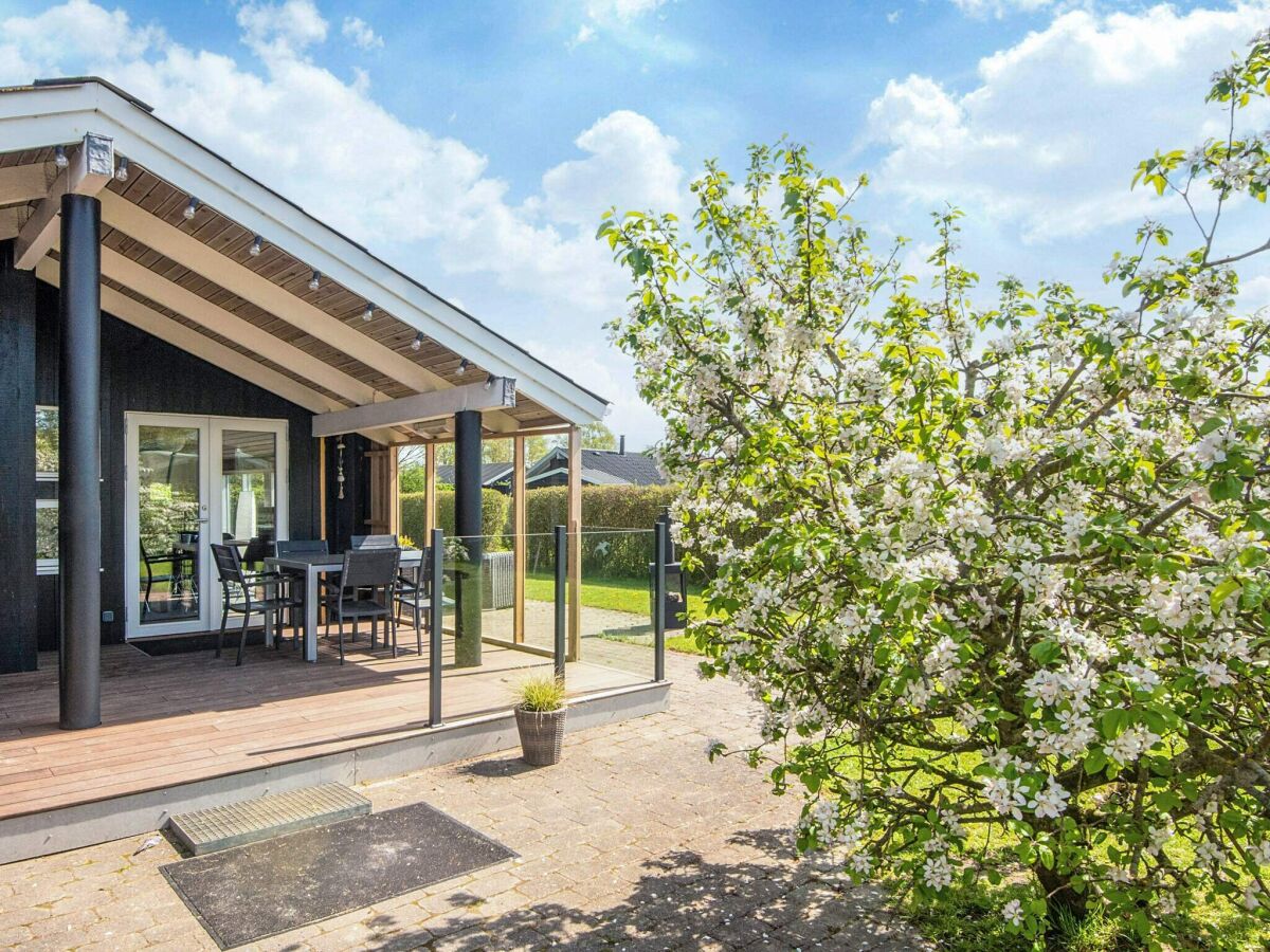 Holiday house 6 Personen Ferienhaus in Sjølund - Outdoor photo 2