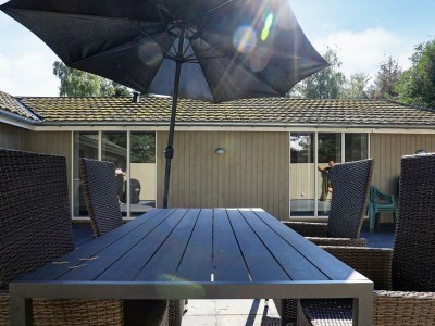 Holiday house 8 person holiday home in Væggerløse - Outdoor photo 6