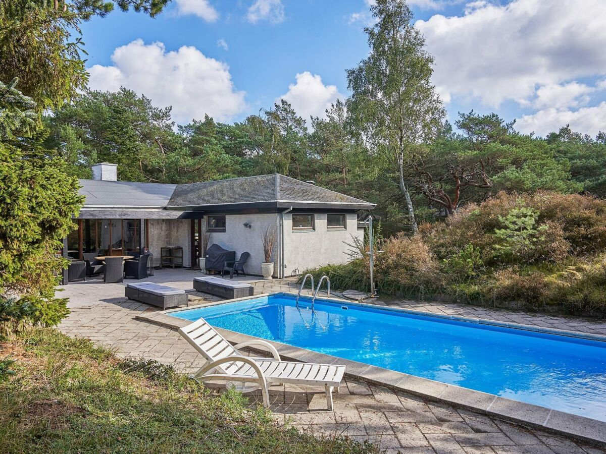 Holiday house 6 Personen Ferienhaus in Nexø - Outdoor photo 2