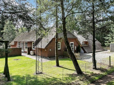 Holiday house Luxurioses Strandhaus Marielyst -- By Traum Ferienwohnungen - Outdoor photo 4