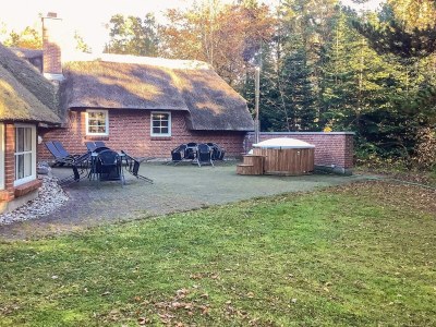 Holiday house Luxurioses Strandhaus Marielyst -- By Traum Ferienwohnungen - Outdoor photo 7