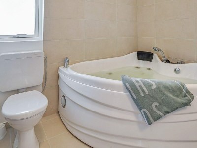 Holiday house 10 person holiday home in Hasselberg - Outdoor photo 10