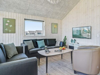 Holiday house 10 person holiday home in Hasselberg - Outdoor photo 11