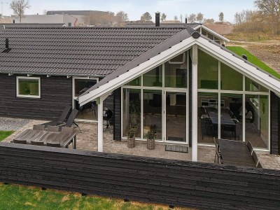 Holiday house 10 Personen Ferienhaus in Hasselberg - Outdoor photo 2