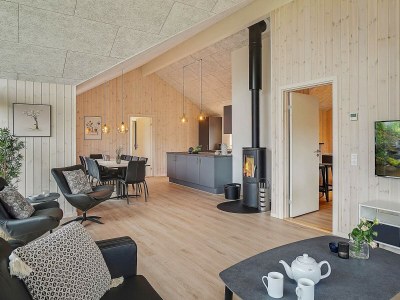 Holiday house 10 Personen Ferienhaus in Hasselberg - Outdoor photo 11