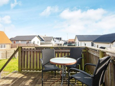 Holiday house Family-Friendly Cottage in Thyboron - Outdoor photo 34